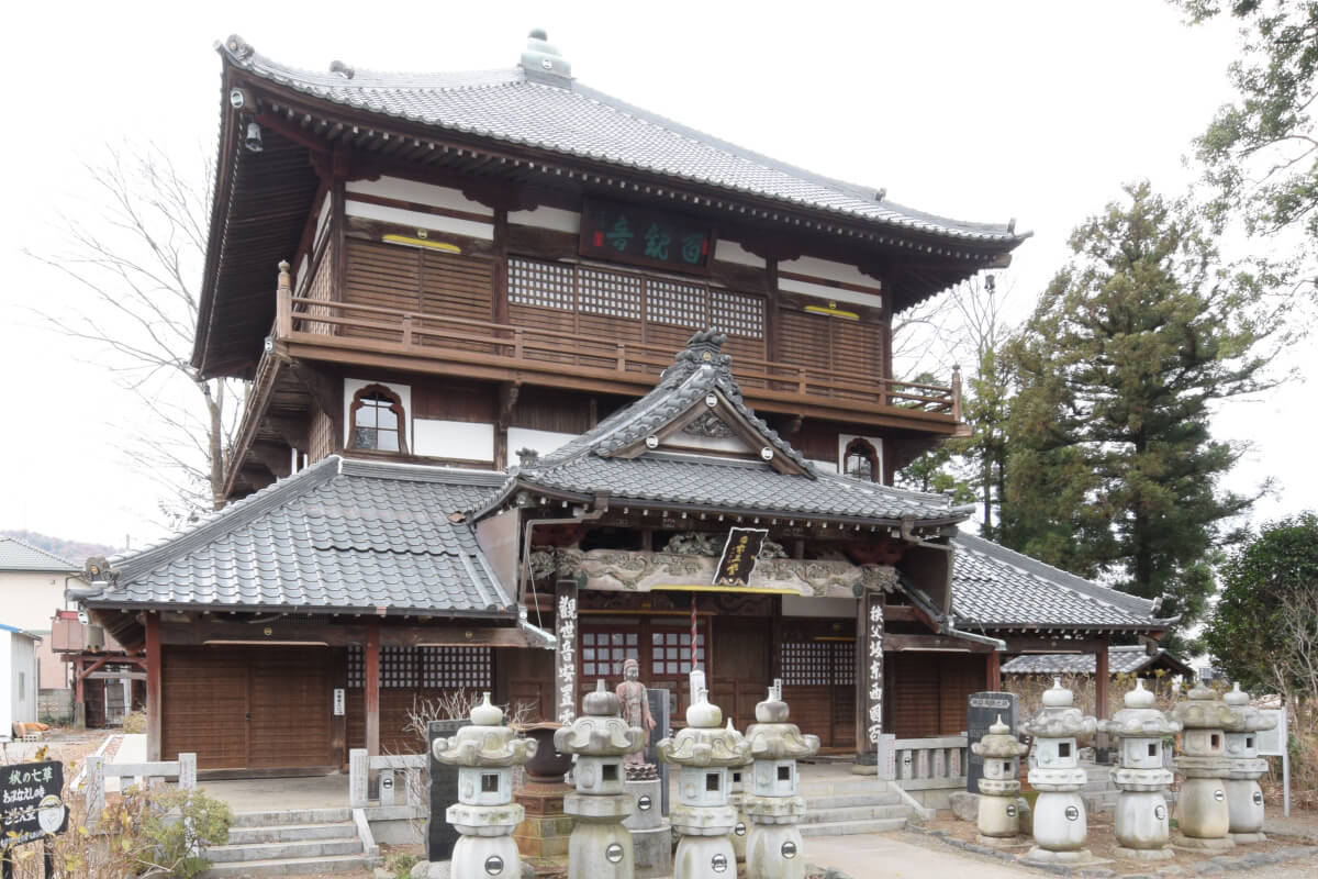 曹源寺さざえ堂