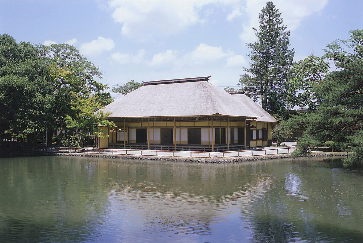 旧有備館および庭園